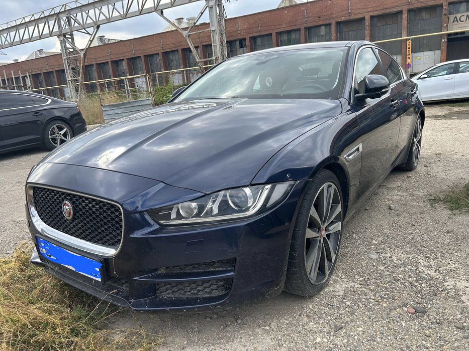Jaguar XE 2016 2.0