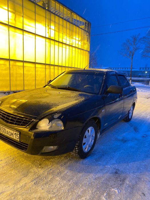 Продам приору 2011