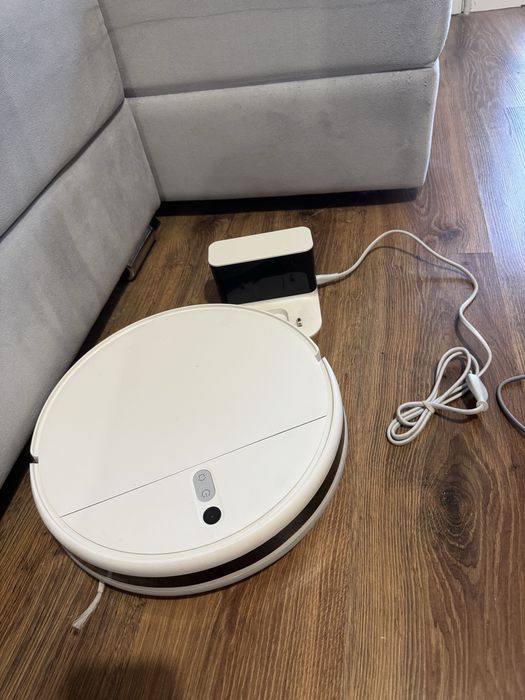 Продам робот пылесос