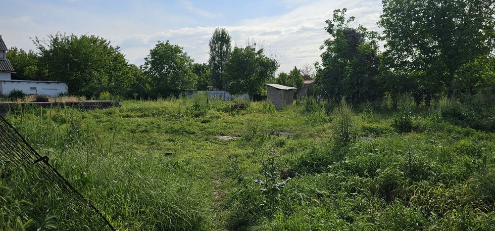 Продаётся своя дача на Ташморе 18 соток.