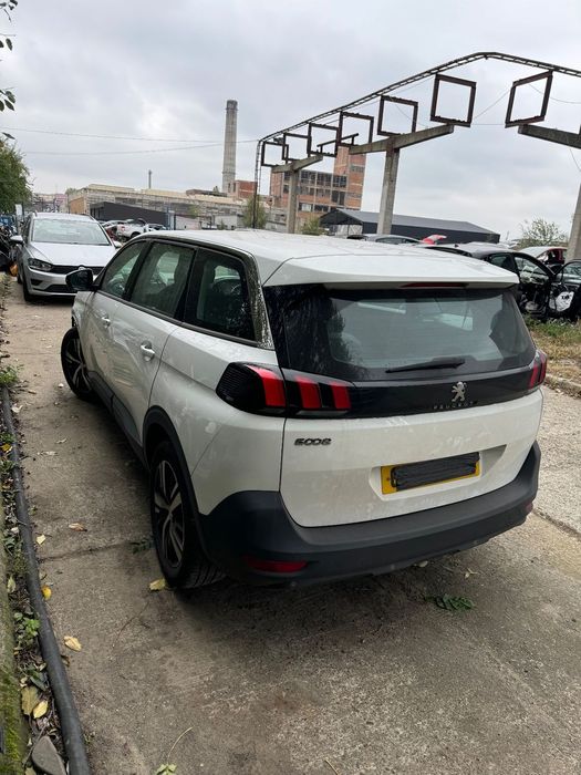 Dezmembrez / Dezmembrari / Piese / Accesorii Peugeot 5008