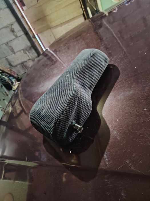 Подлокотник ауди