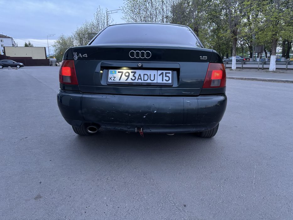 Продам ауди А4 в хорошем состаяние