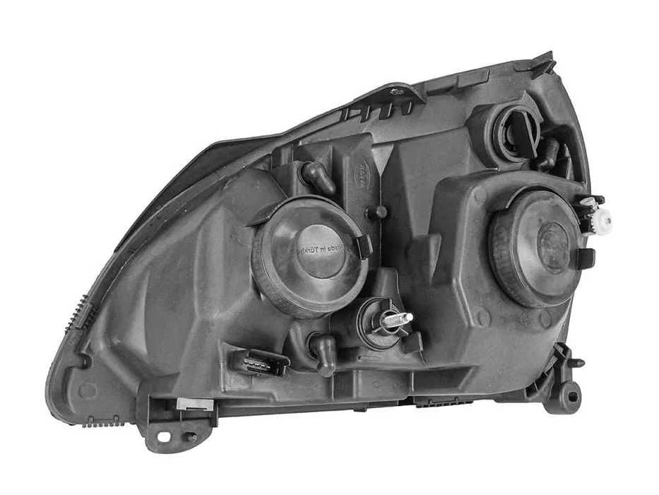 Фарове Фар за РЕНО КЛИО 2001 - 2009 / RENAULT CLIO
