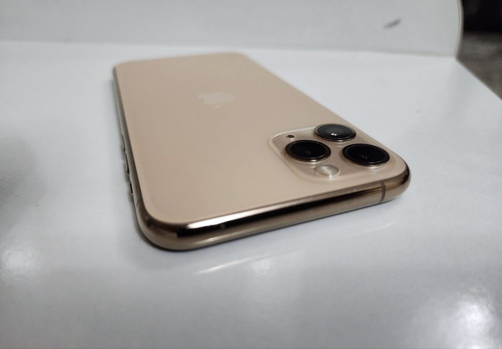 Iphone 11 pro Narxi 170