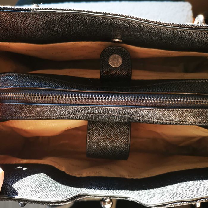 Liu Jo дамска чанта, черна, кожа, като нова