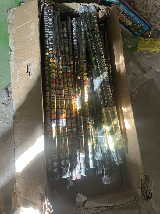 Праздничные салюты и фейерверки