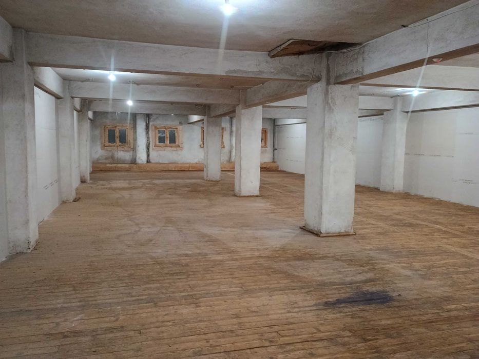 Дава се под наем Склад в Дупница - 220 кв.м за 255 € - Снимка #2