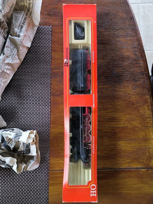 Colectie macheta trenulete Marklin, aprox 50 de piese locomotive si vagoane