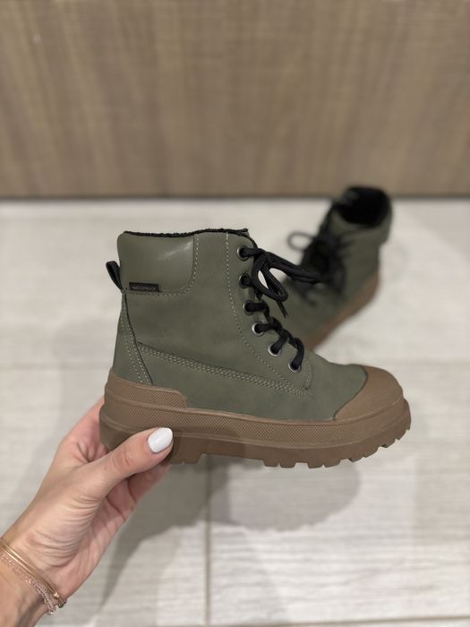 Водоустойчиви боти H&M