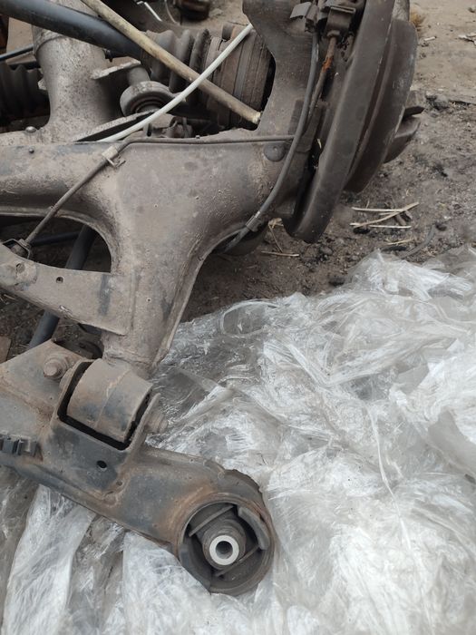 Сложная балка всборе на БМВ Е34 525