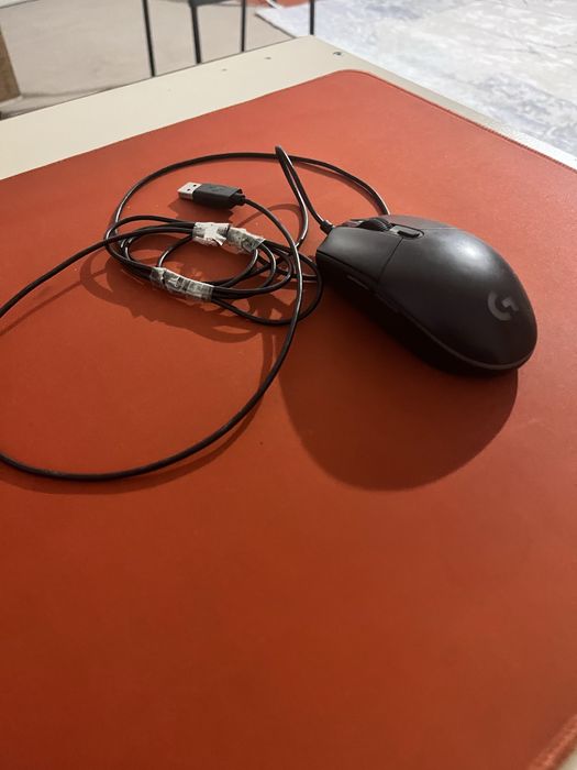 logitech g102 LIGHTSYNC Gaming mouse