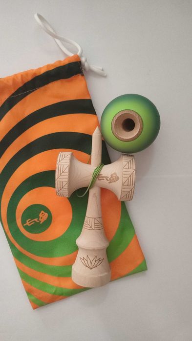 Lotus Kendama ET Pro Mod