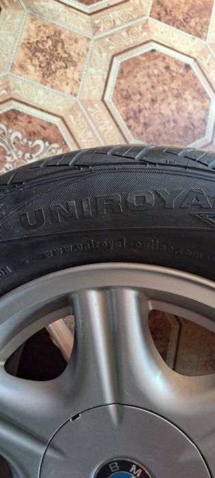 Продам резину с дисками на BMV лето