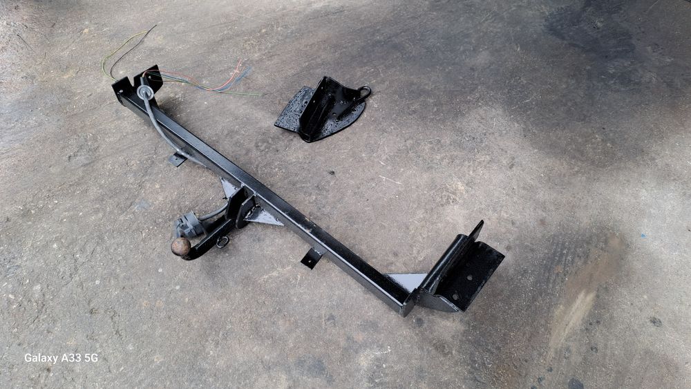 Теглич за Mazda MPV /Мазда МПВ