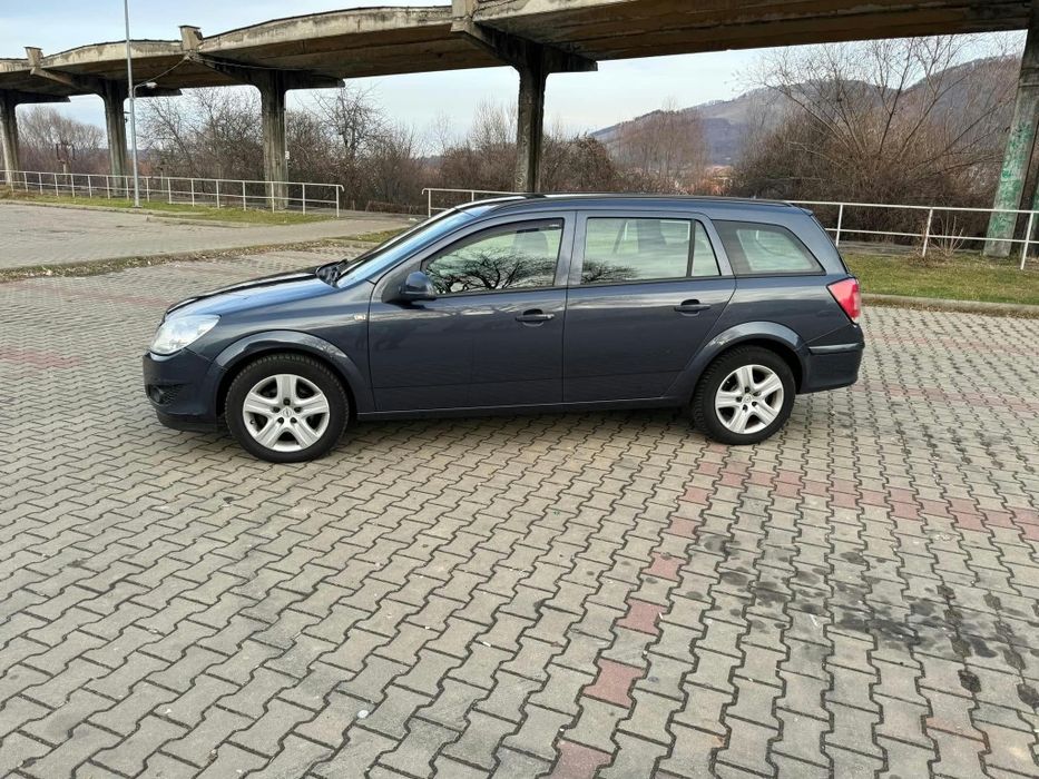 OPEL Astra 2010 — imagine 4