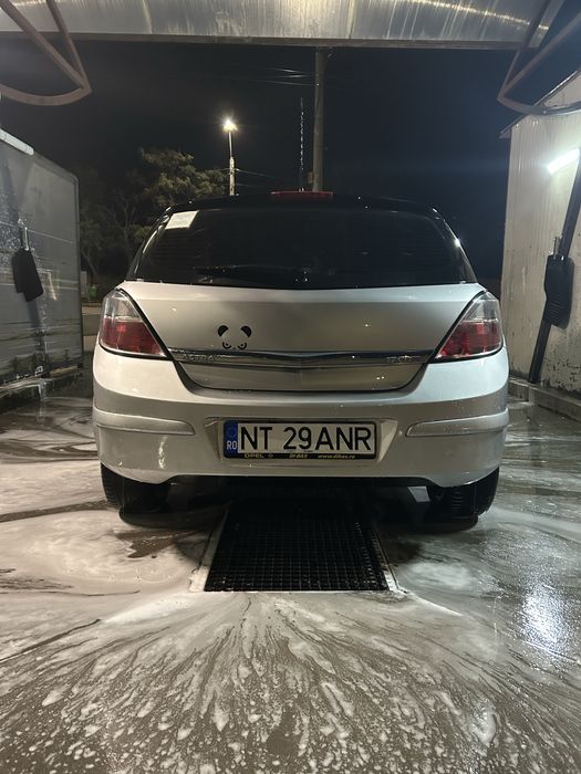 Vand Opel Astra H 2013