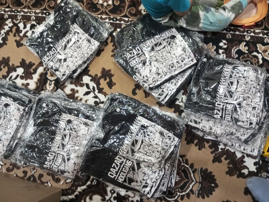 Футболки мужские