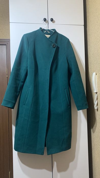 Пальто продается