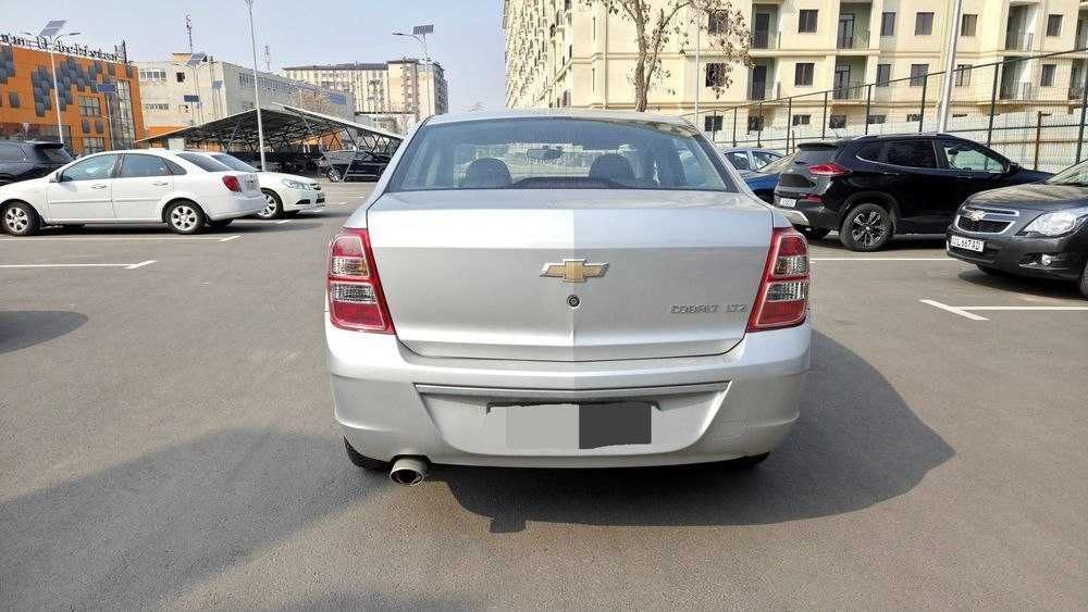 Chevrolet Cobalt 2020 — 3