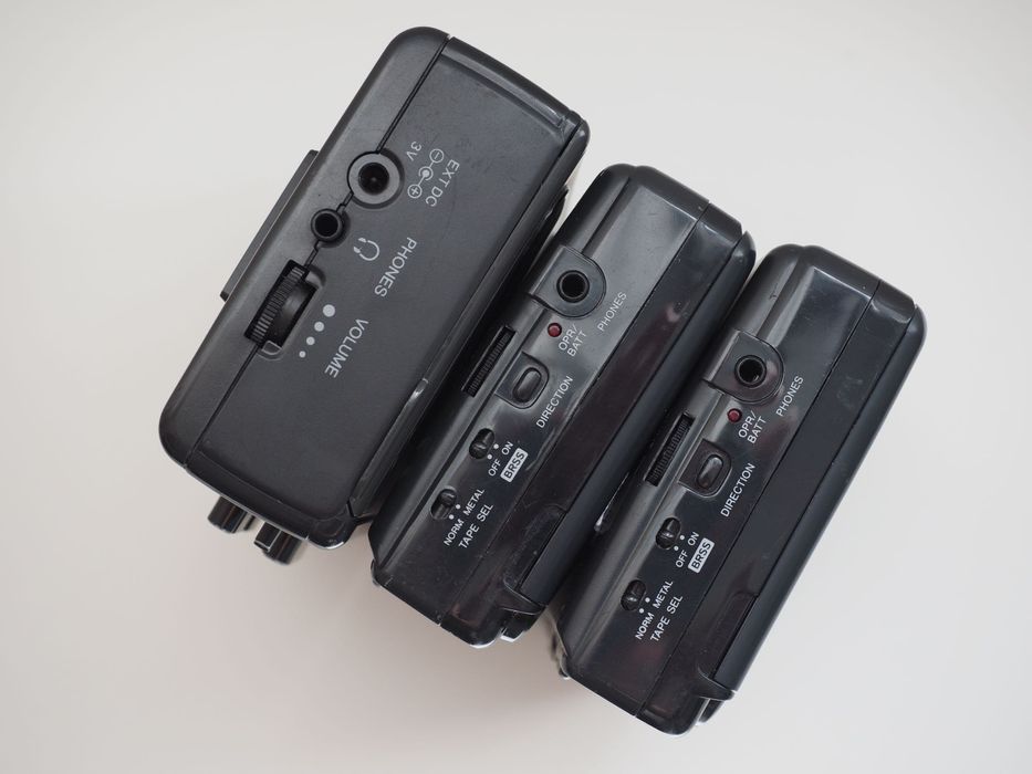 Playere Sanyo din Japonia, preț pentru trei bucăți, retro, casetofon walkman, JJ, Remocon