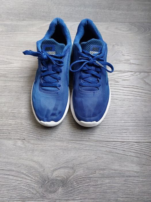 Маратонки Nike REVOLUITION 3 GS