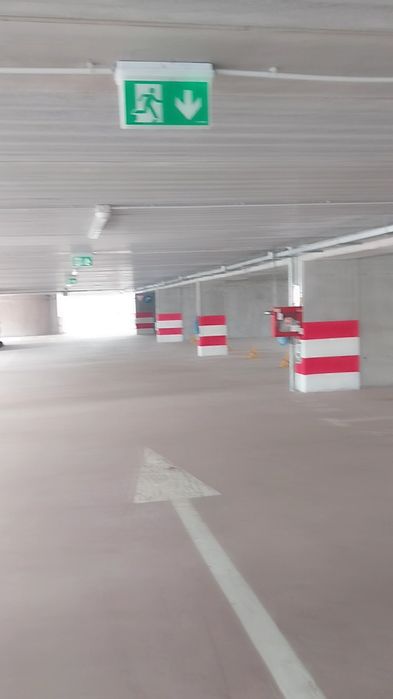 Inchiriez loc de Parcare pe termen lung  în Top City Brașov