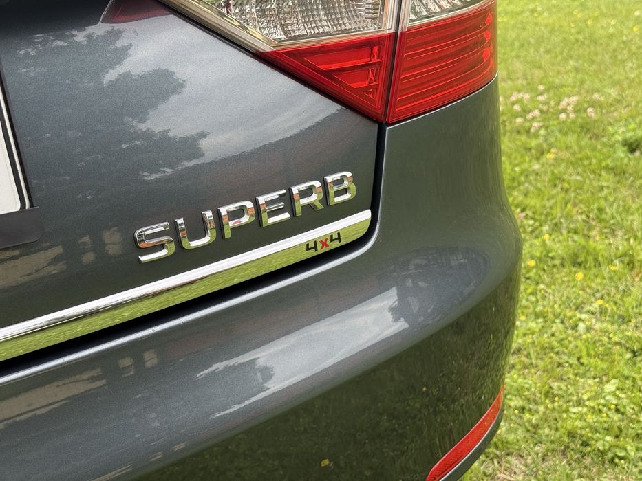 Skoda Superb 2.0 TDI 4x4 DSG 170cp