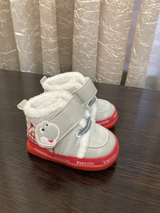 Детская обувь в лтличном состоянии