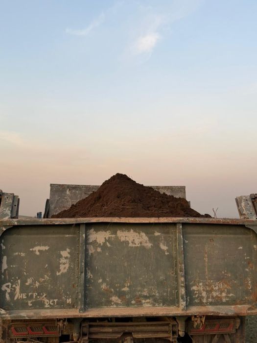 Перегной,отсев ,сникерс