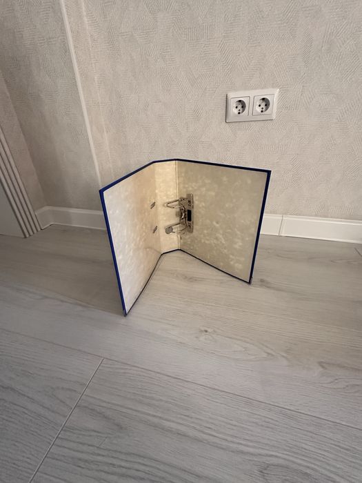 Продам папка-регистратор А4 формата, новая