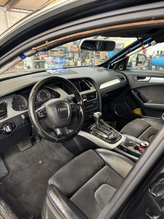 Vand sau schimb audi a4 b8 sline