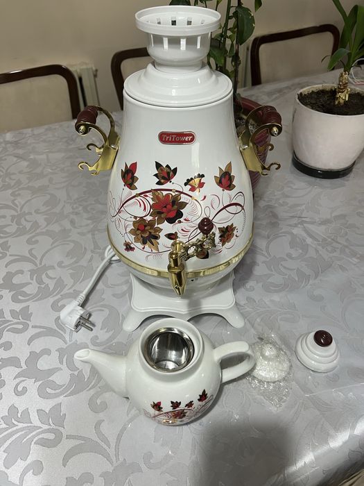 Электросамовар TriTower TT-781 белый