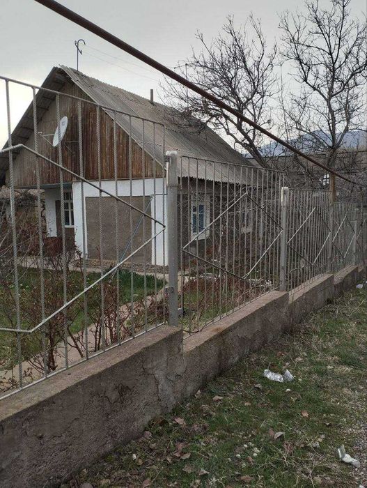 Продается дача в экологически чистой горной зоне Паркентского района