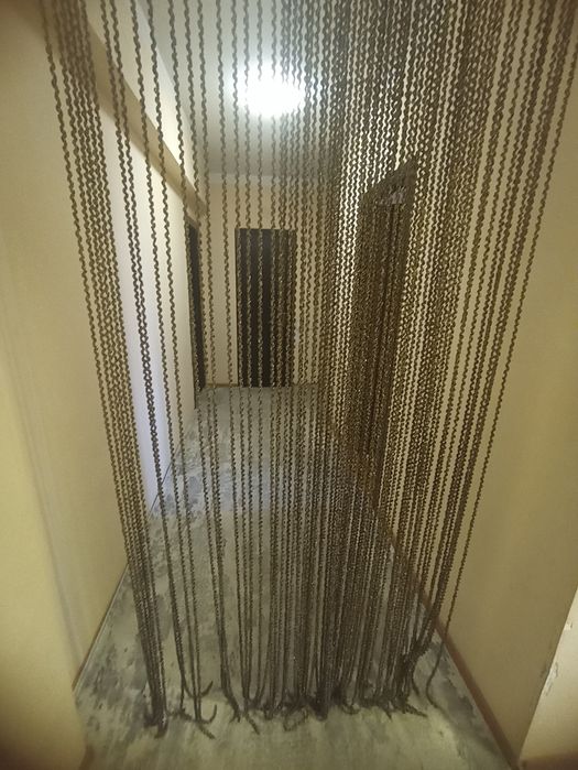 Kvartira sotiladi. 3xonalik 6mikrarayon sobiq konserva zavod oʻrnida