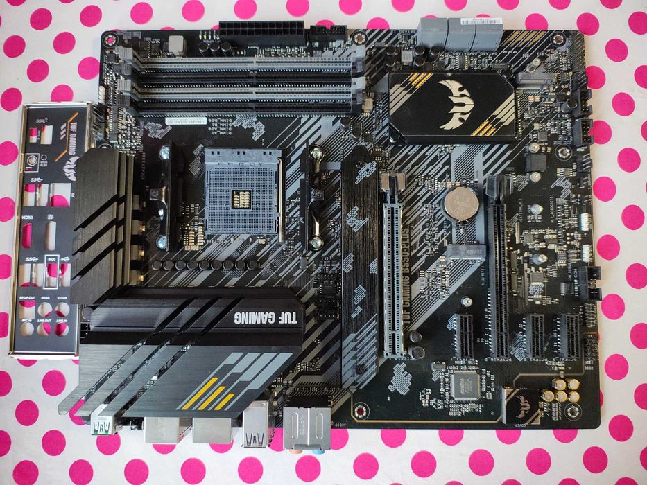 Placa de baza ASUS Tuf Gaming B550-Plus socket AM4.