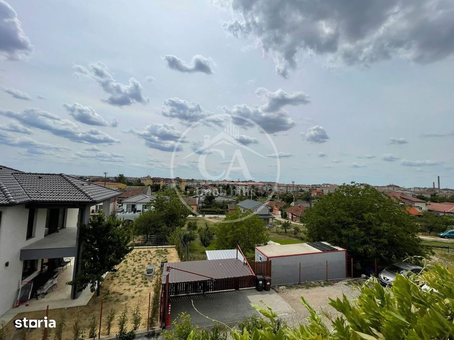 Casa de vanzare cu 3 camere tip duplex in zona Rogerius Oradea