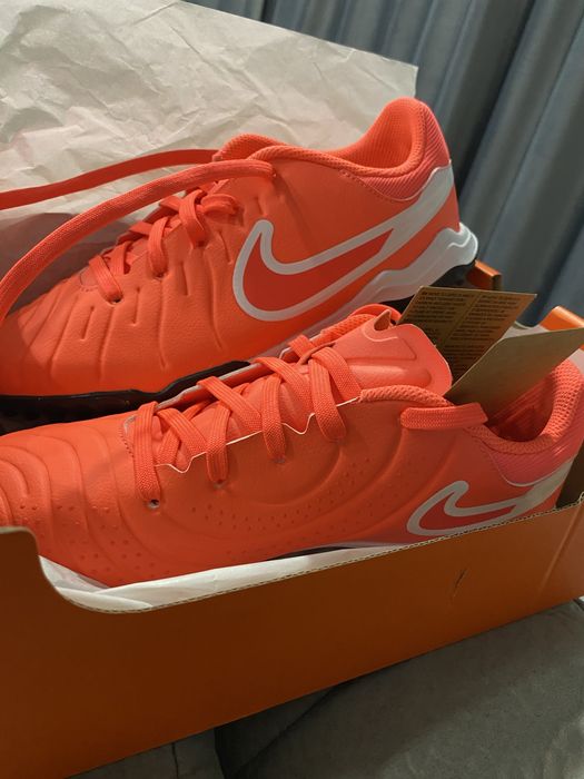 Nike Tiempo Legend 10 Academy TF - розово