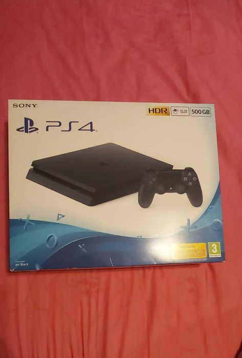 PlayStation 4 Slim 500GB + 3 Jocuri