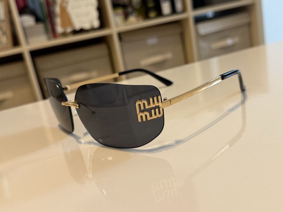 Ochelari de soare Miu Miu