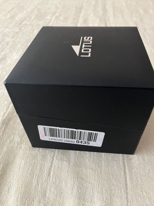 Мъжки часовник Lotus