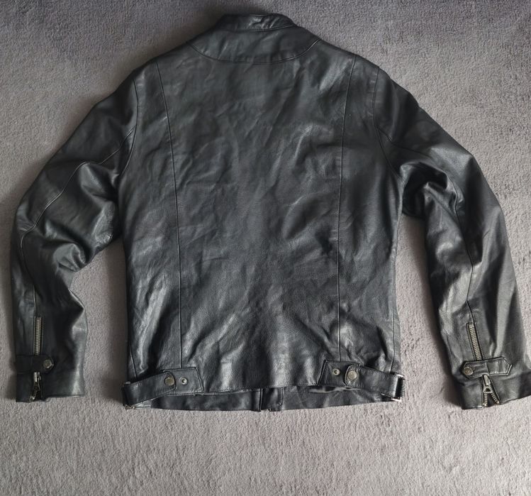 Мъжко кожено яке (M) 80€