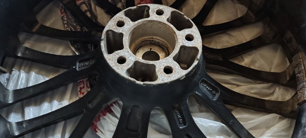 Продам диски Титан с резиной