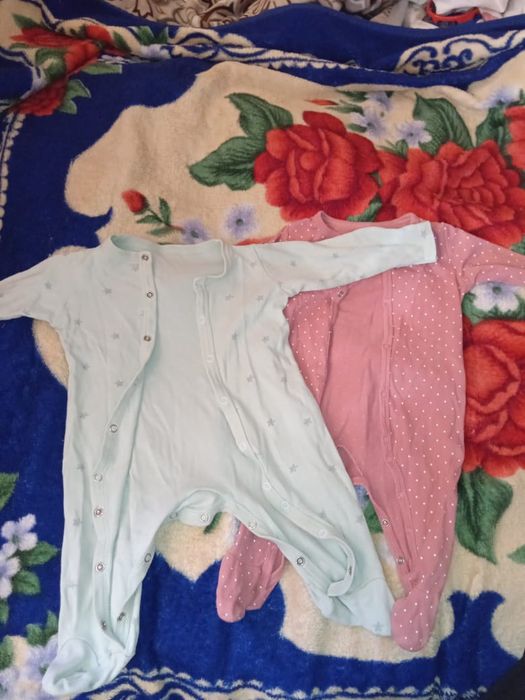 Продам детские вещи