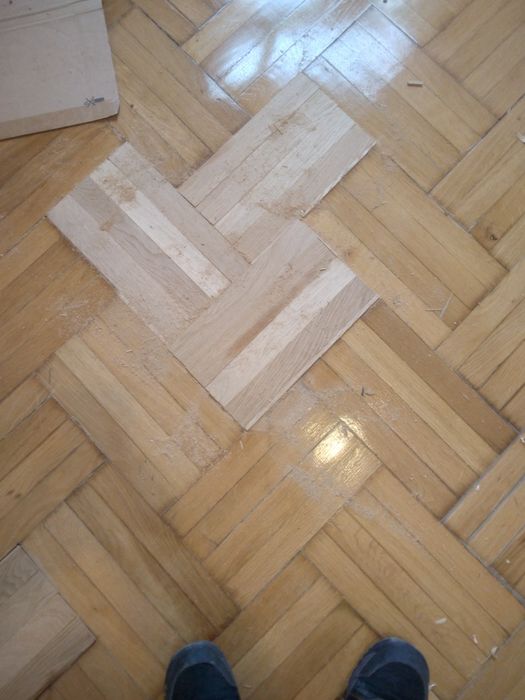 Reparatii tamplarie,usi,ferestr,scari,etc, montat uși,feronerie, geam