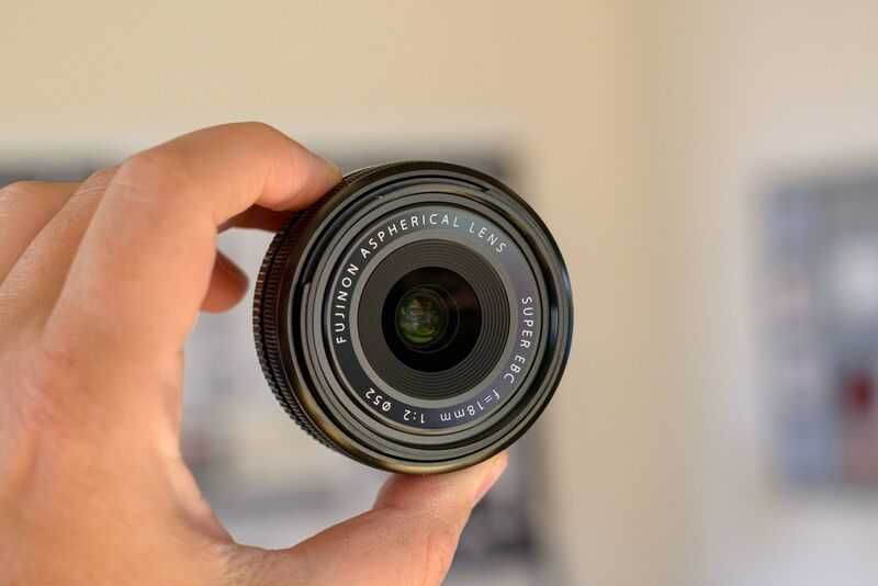 Fujifilm XF 18mm f/2 R
