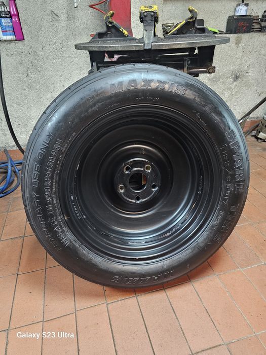 Патерица Toyota RAV4 165/80/17"