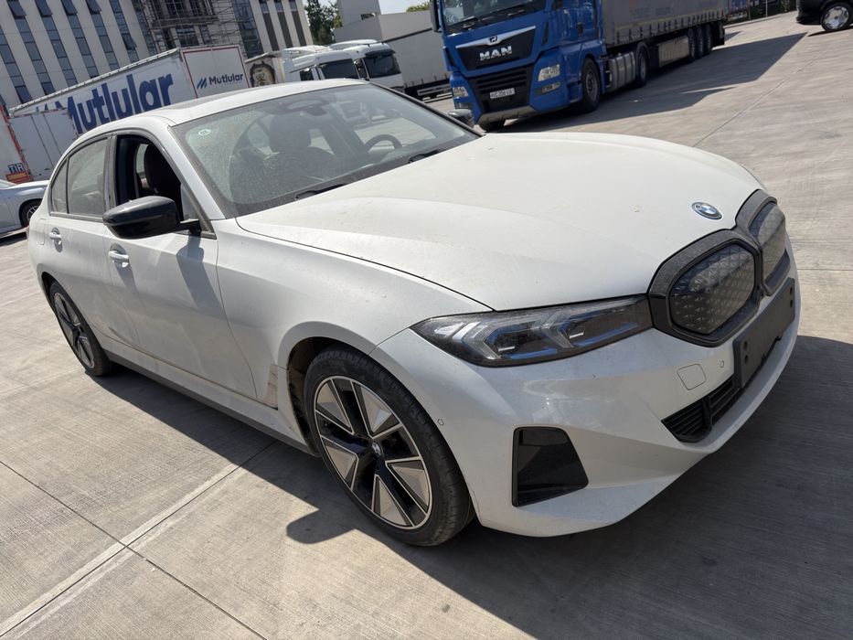 BMW i3 40L nigit sport 2024 yil