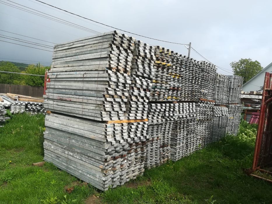 Schela metalică popi metalici