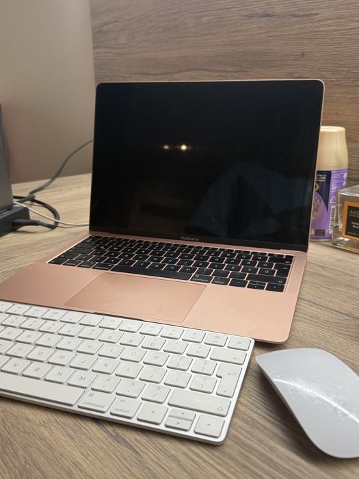 MacBook Air 13 Retina+безжична клавиатура и мишка